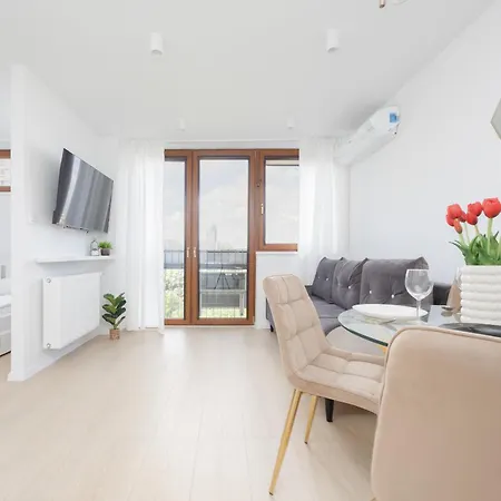 Capitol By Renters Apartment *
