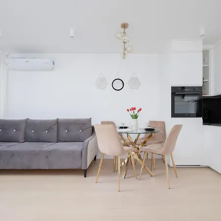Capitol Bright In By Renters Apartment Warsaw