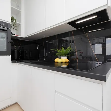 Capitol Bright In By Renters