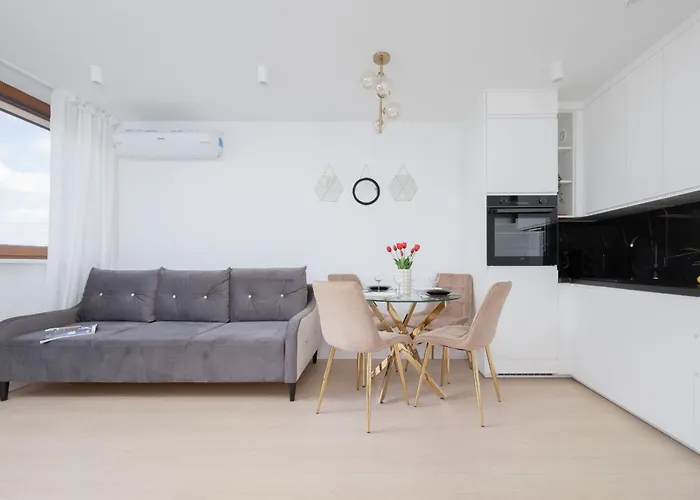 Capitol Bright In By Renters Apartment Warsaw